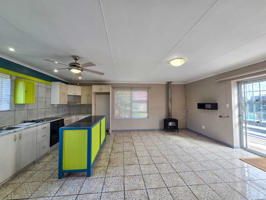 3 Bedroom Property for Sale in Stilbaai Wes Western Cape